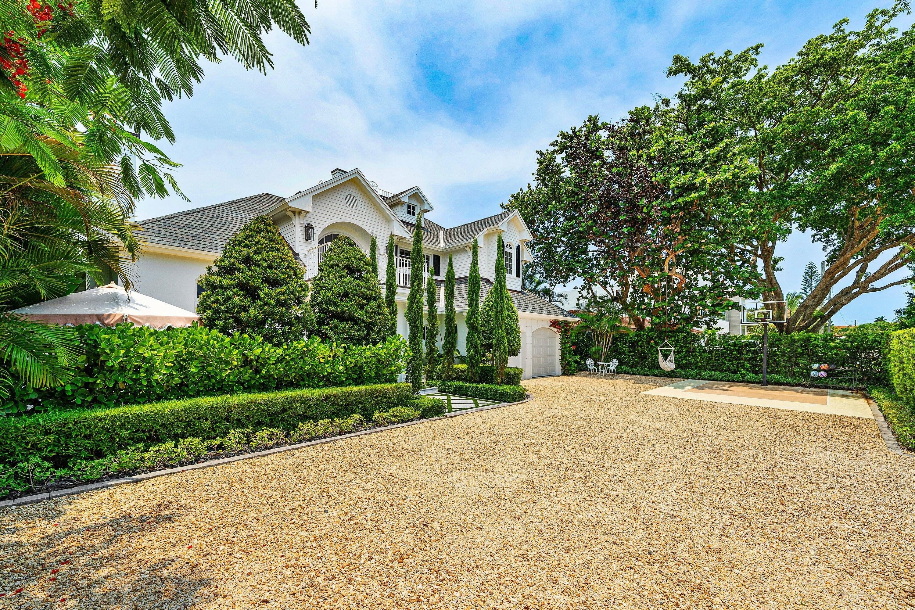 477 Ne Spanish Court – photo 2