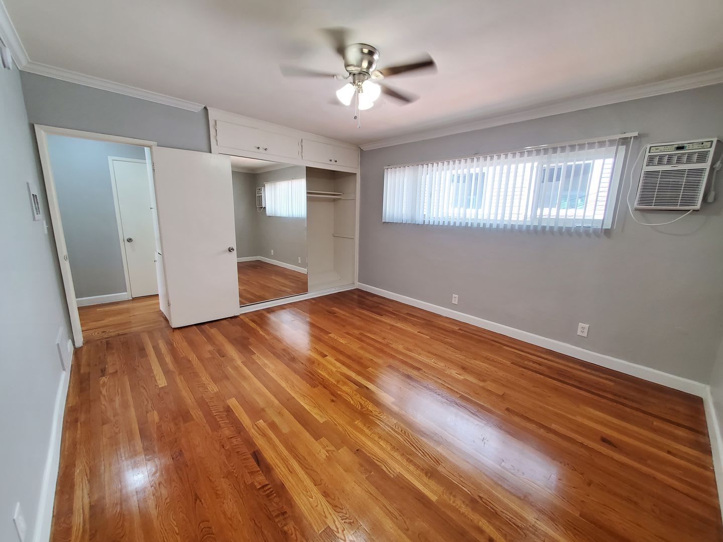 938 N. Spaulding Ave. – photo 3