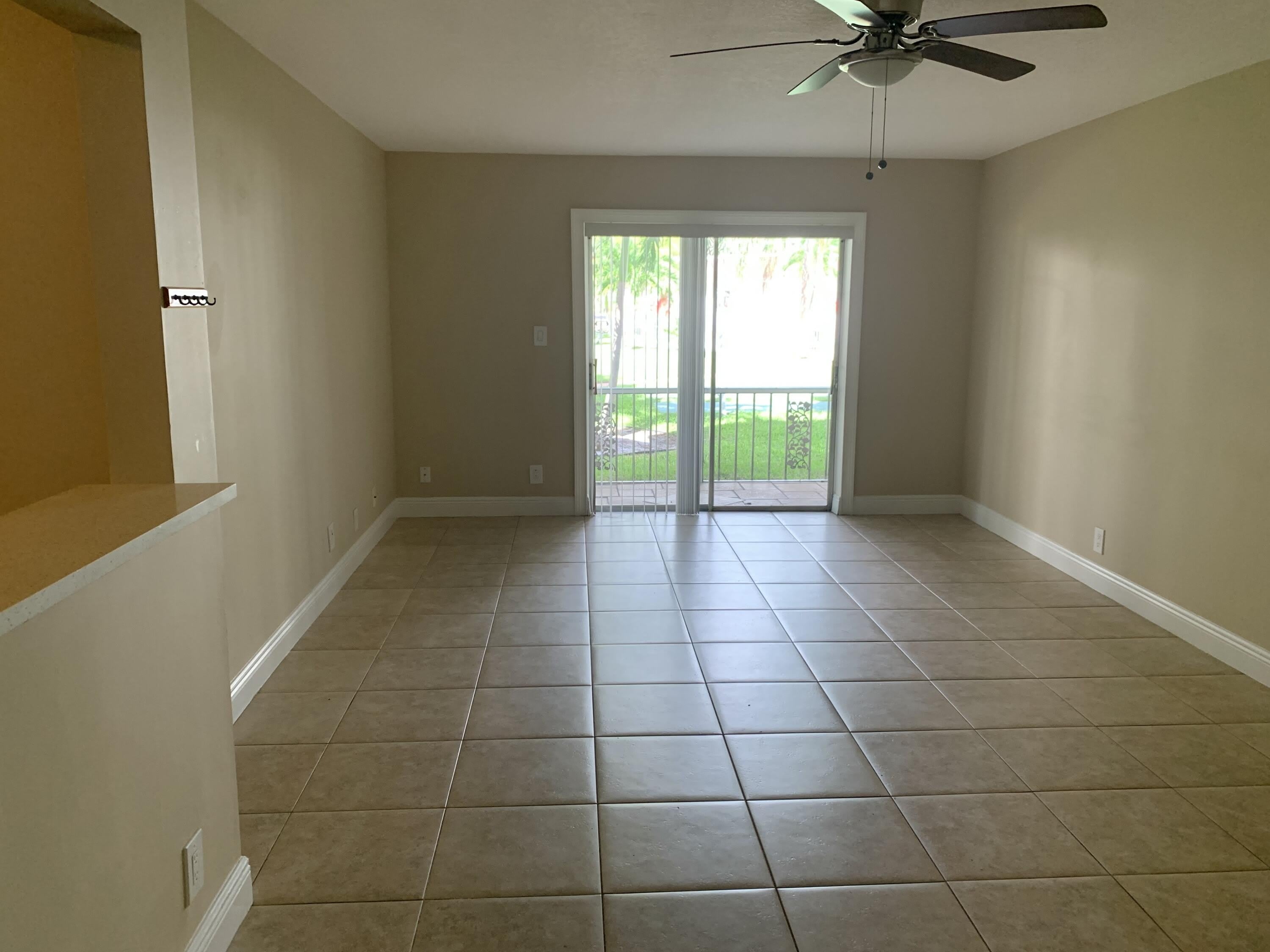 708 SE 2nd Avenue – photo 5