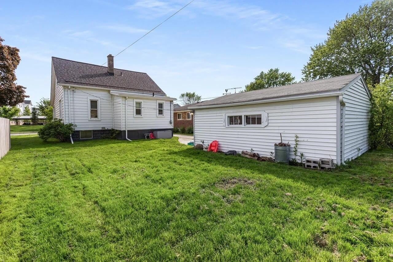22713 Lanse Street – photo 4