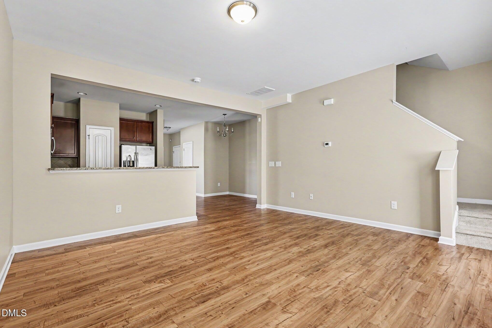 2229 Sunny Cove Drive – photo 5