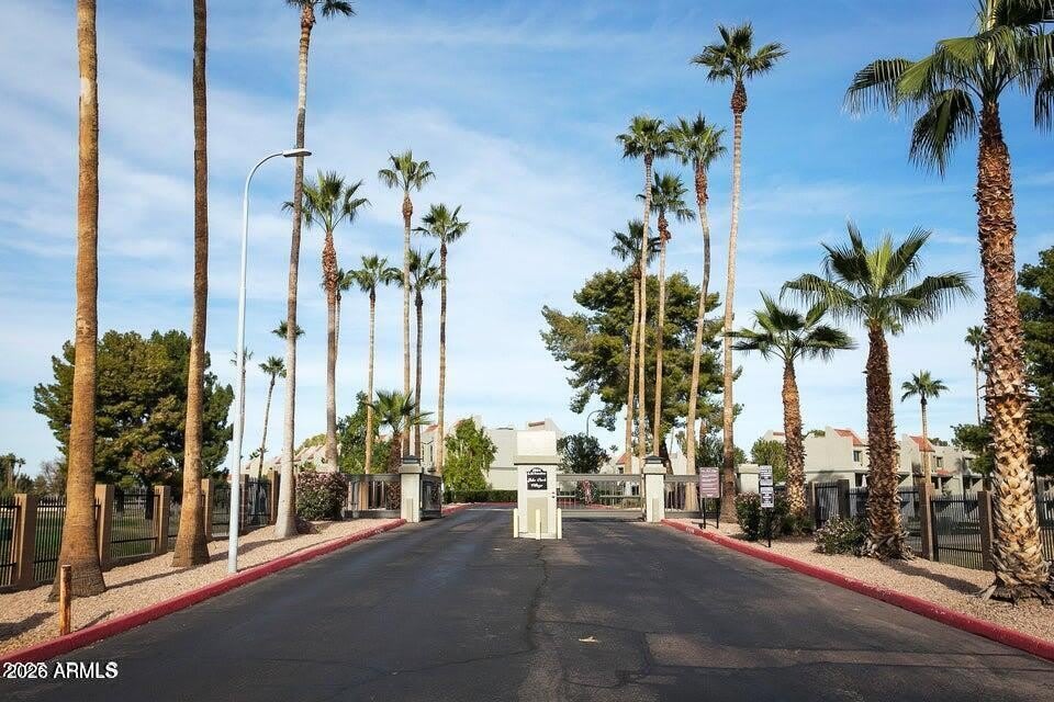 2524 S EL PARADISO – photo 5