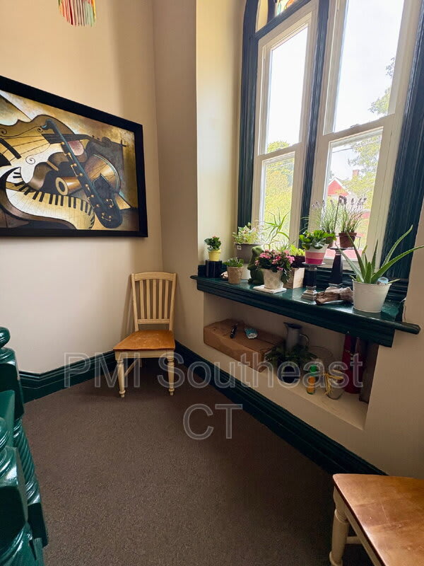 285 Montauk Avenue – photo 3