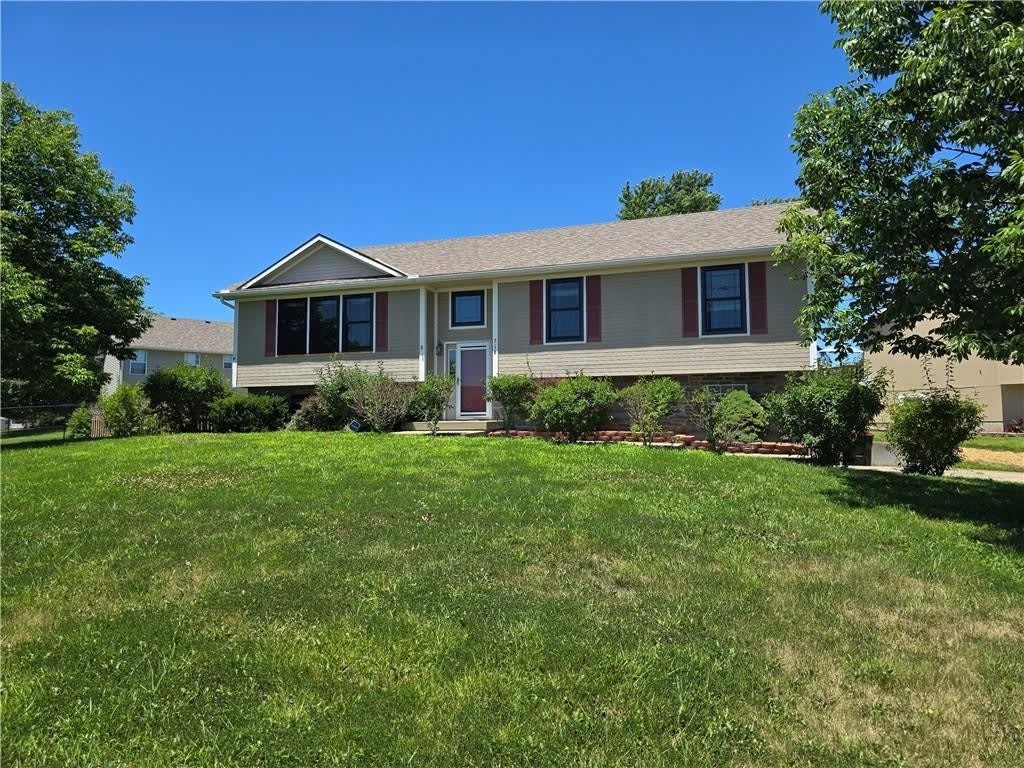 718 Brookside Drive – photo 1