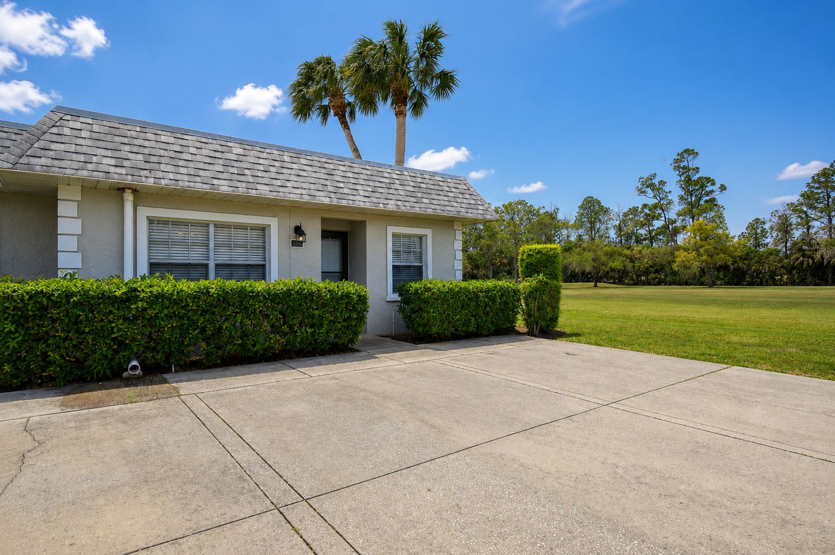 3683 TROPHY BLVD, NEW PORT RICHEY, FL 34655 – photo 2