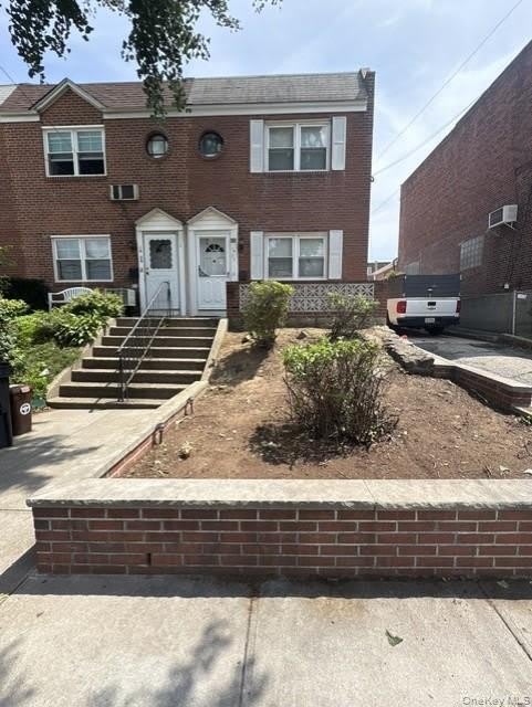 10-27 116th Street – photo 1