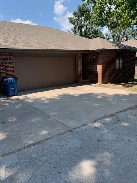1205 N. Viola Apt. B – photo 1