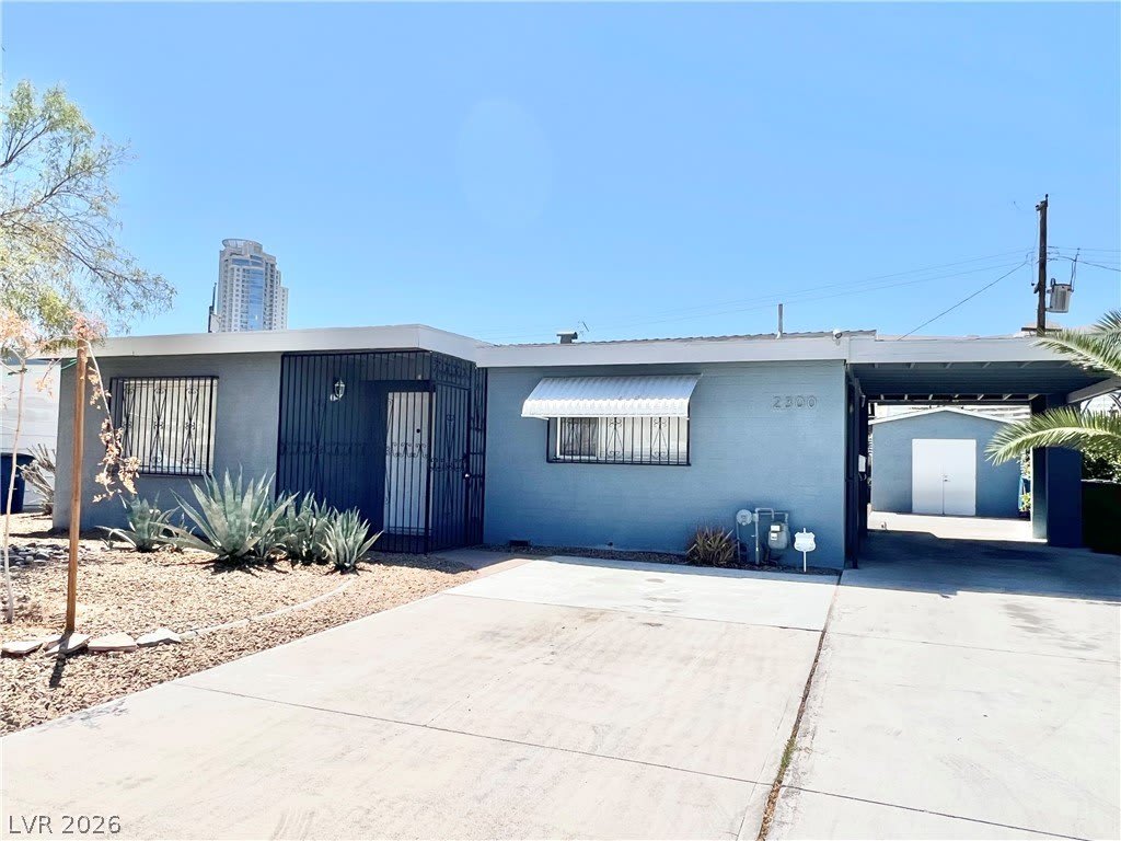 2300 Santa Clara Drive – photo 2