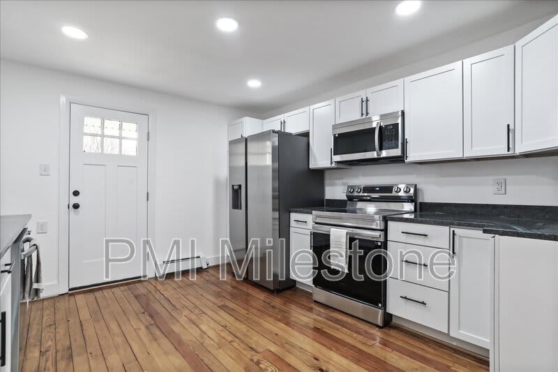 16 Woods Lane – photo 3