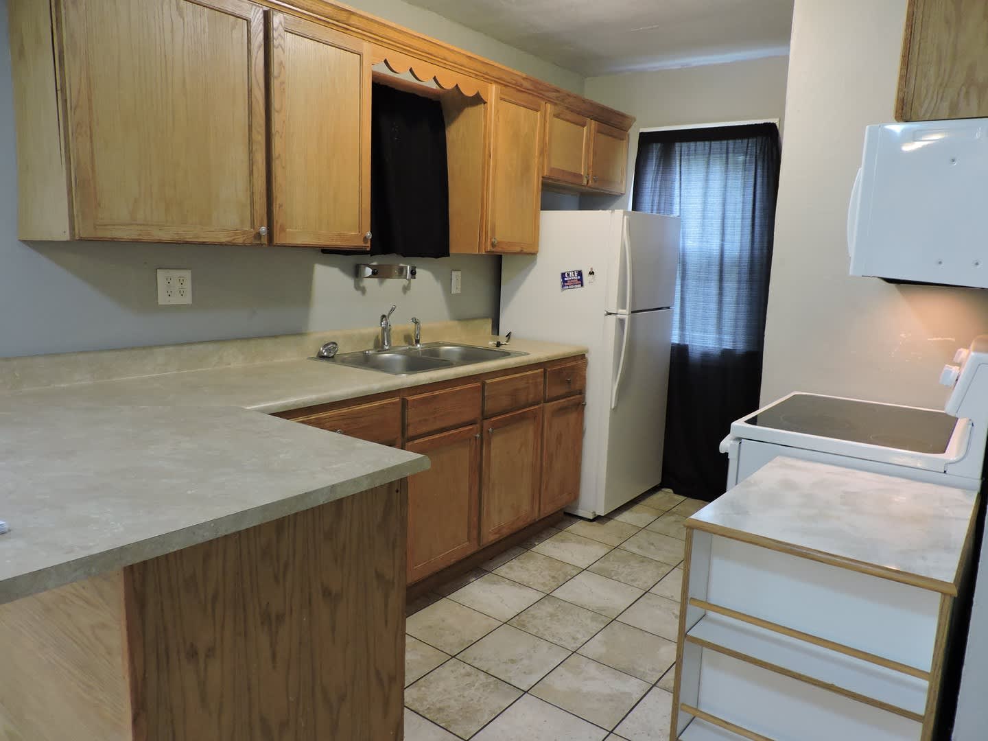 Small 2 bedroom, 1 bath house – photo 2