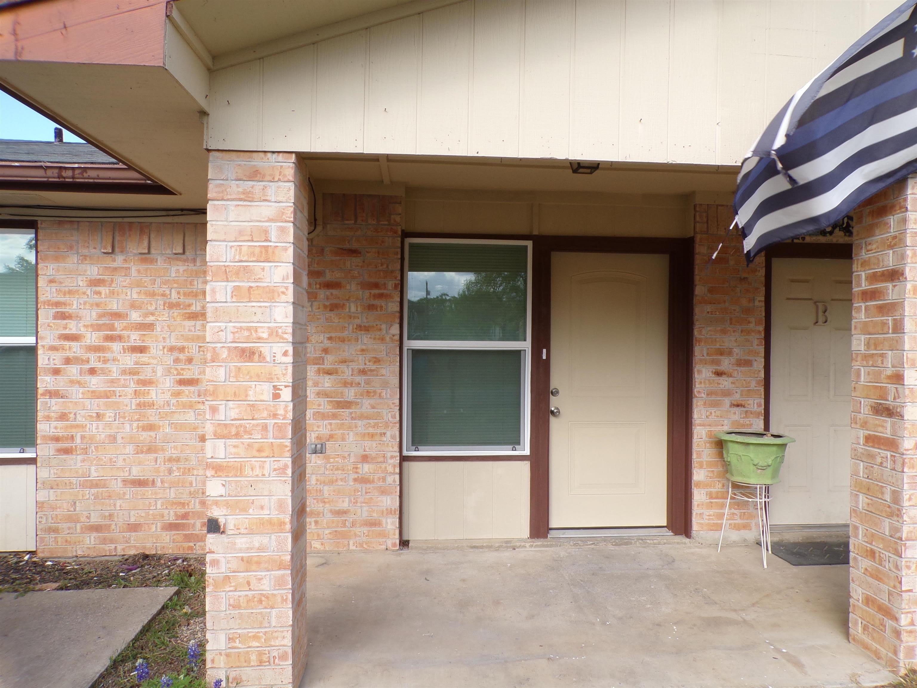 1904 Ridgeview – photo 1