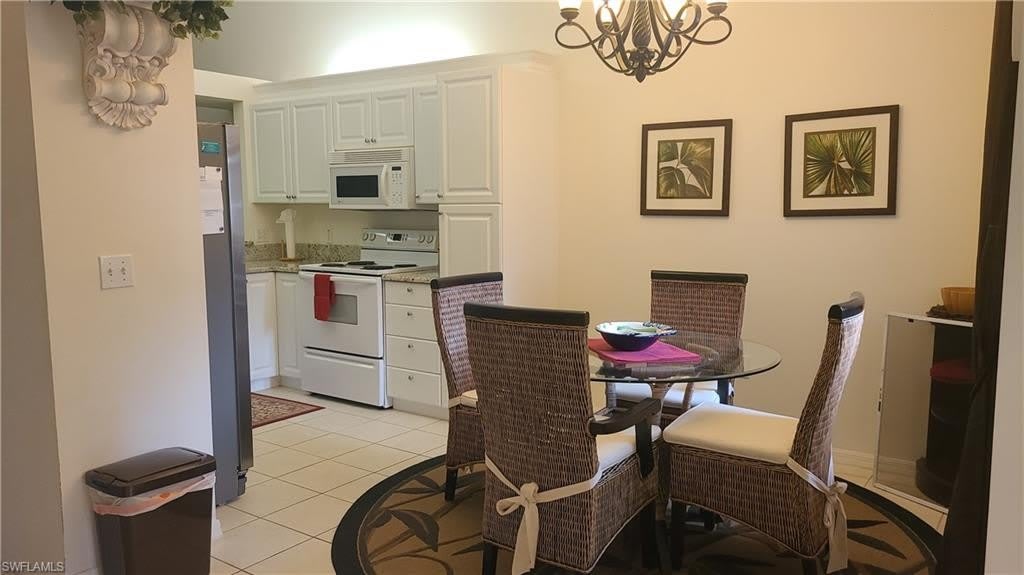 445 Robin Hood Cir – photo 4