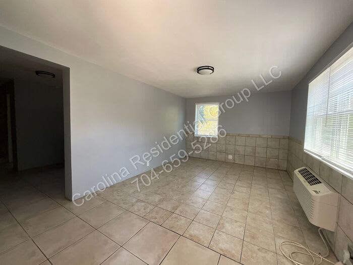 259 Jefferson Court Northeast – photo 5