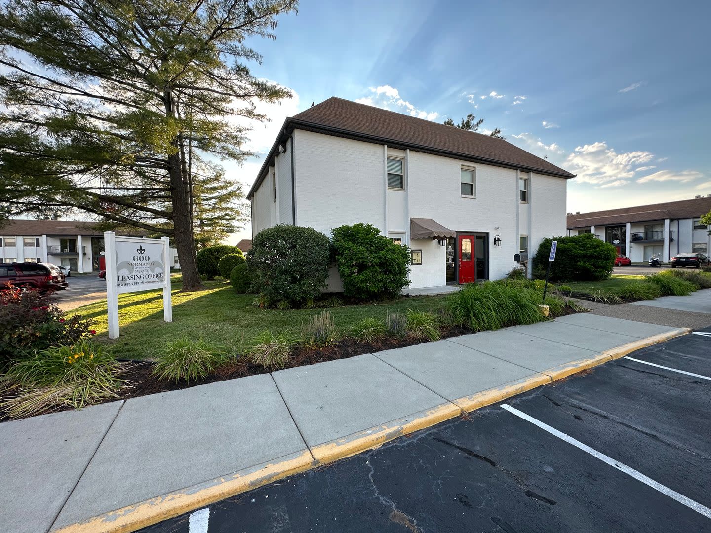*** 2 Bed 1 Bath $1079.00/mo***No Deposit $0 ***Evansville, Indiana*** – photo 4