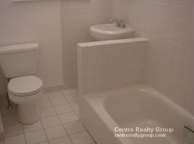 10 Frances St. – photo 4