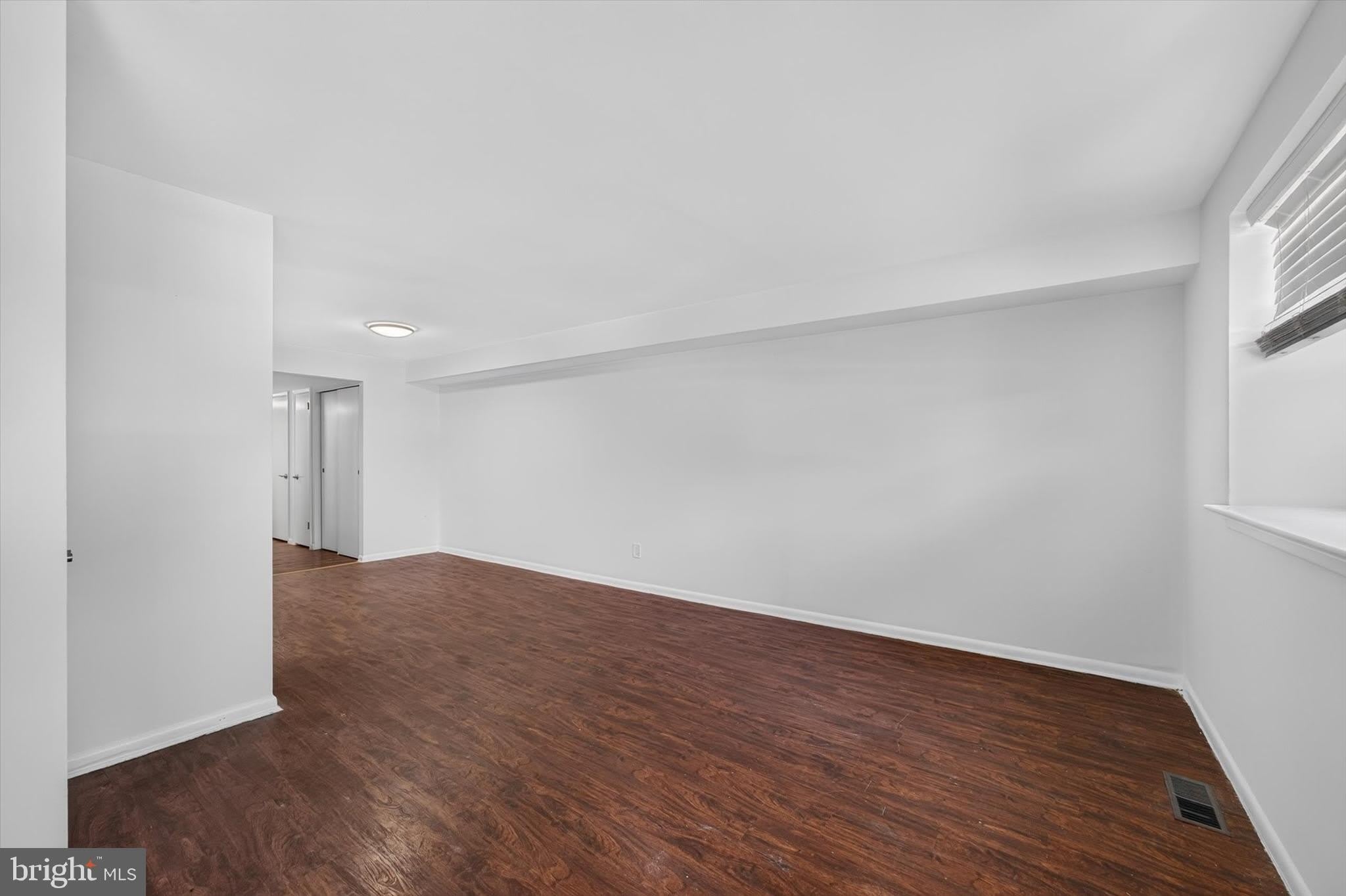 2261 STRAHLE Street – photo 5