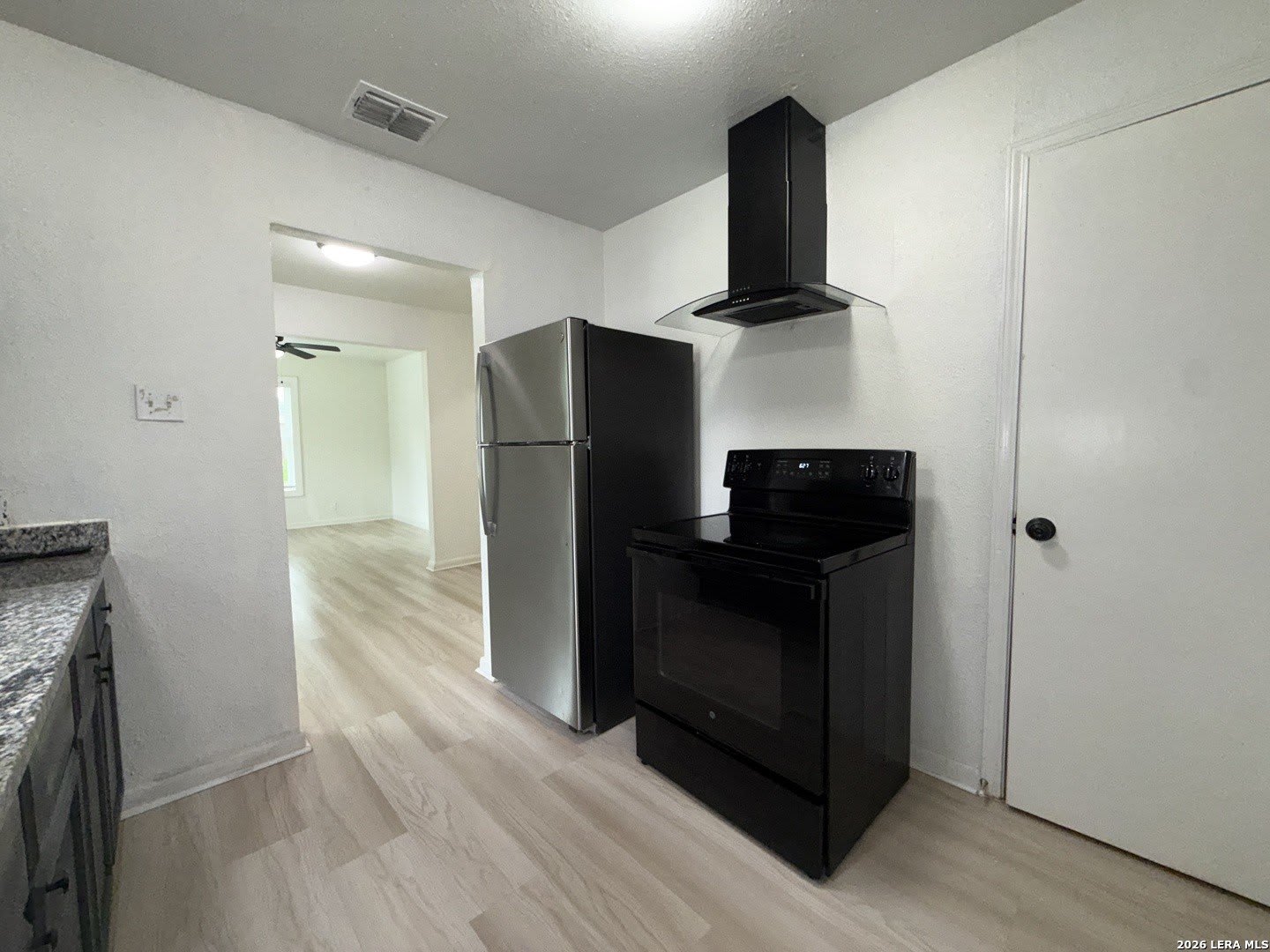 230 Goforth Dr – photo 3