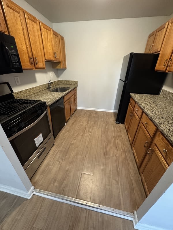 5616 Crenshaw Rd – photo 4