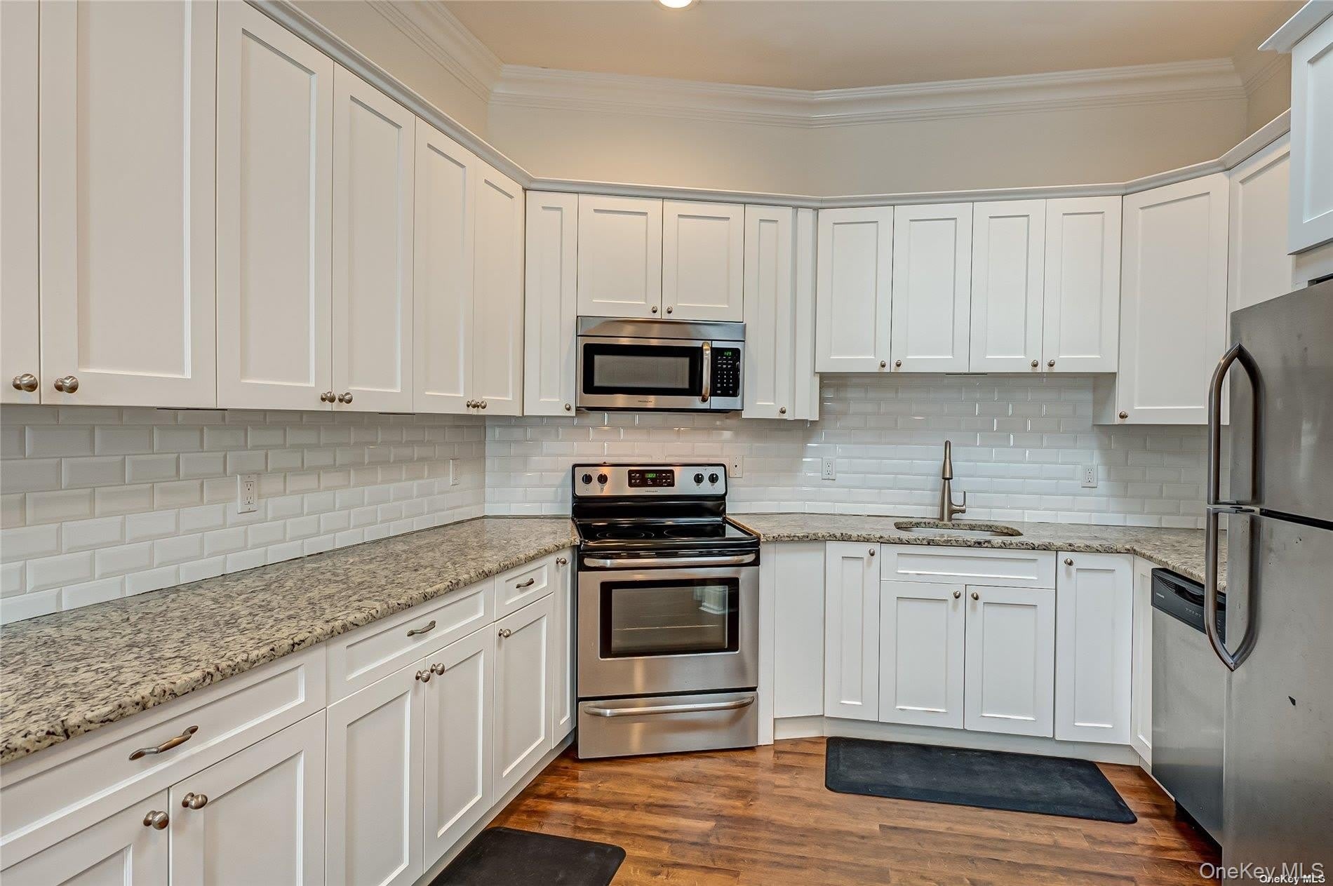 50-3A Stewart Avenue – photo 2