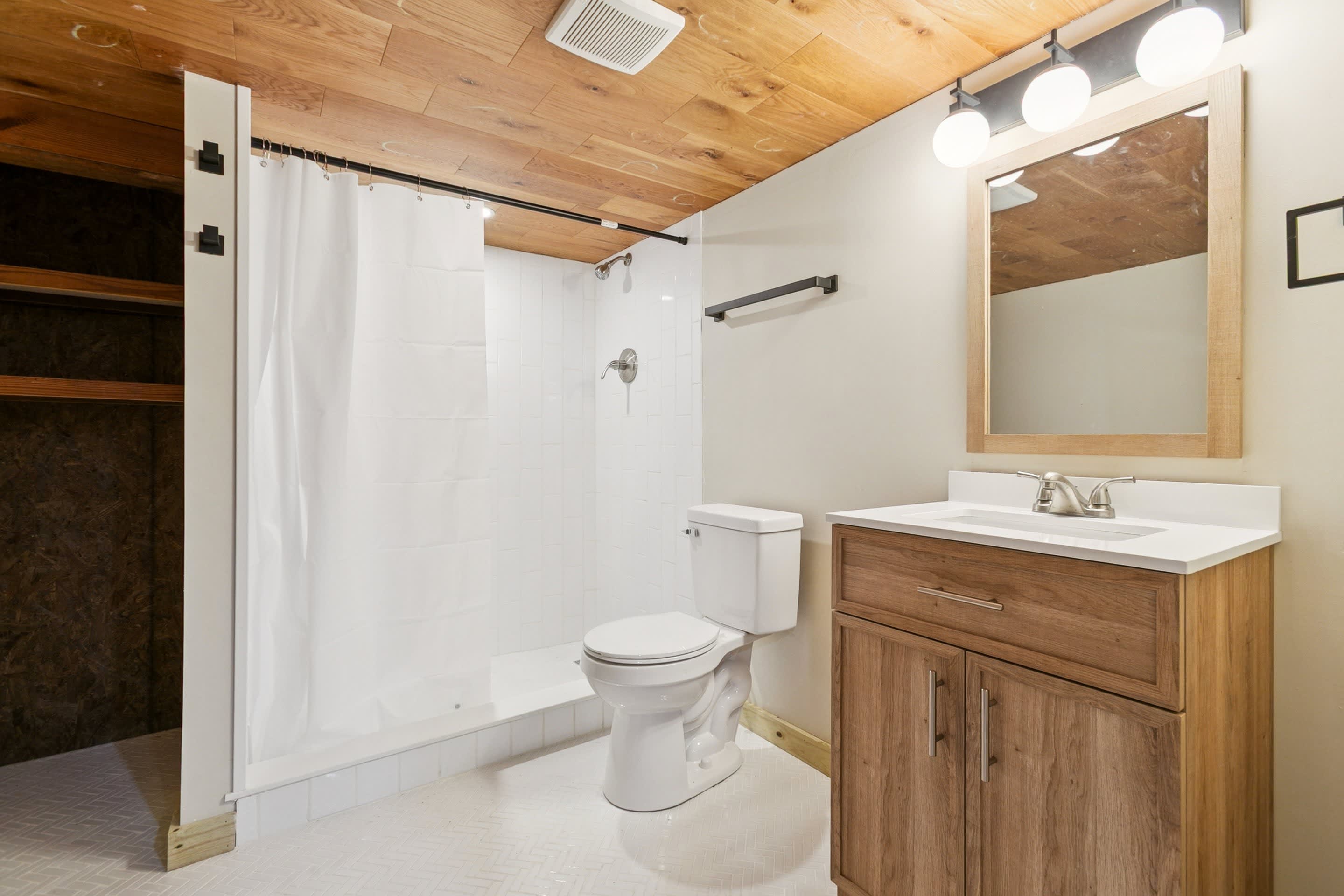 1030 Short St – photo 2