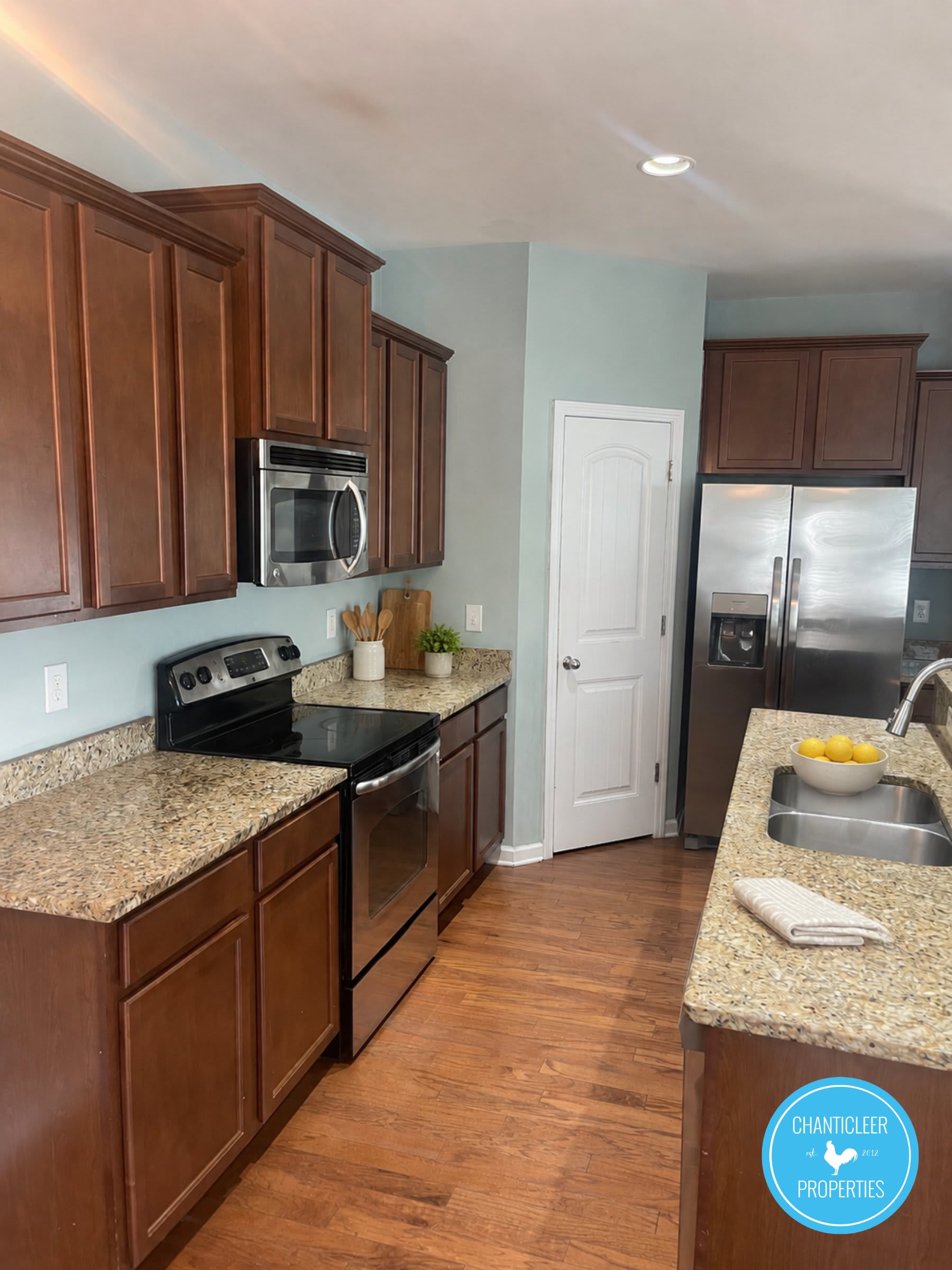 4442 Hillsgrove Road – photo 3