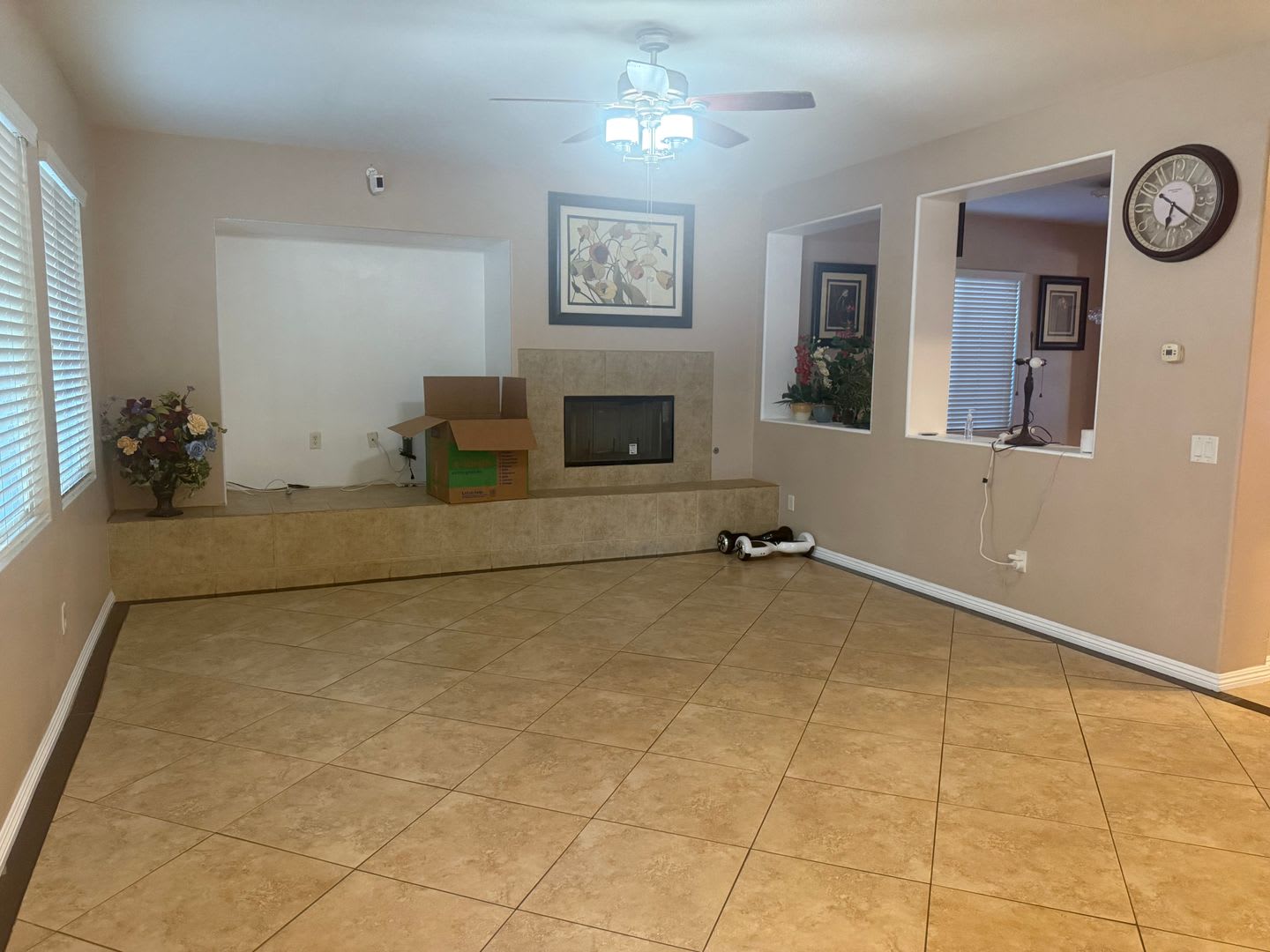 Coming Soon Oak Hills 4 Bedrooms 3 Baths 2 Story Home Solar Power – photo 4
