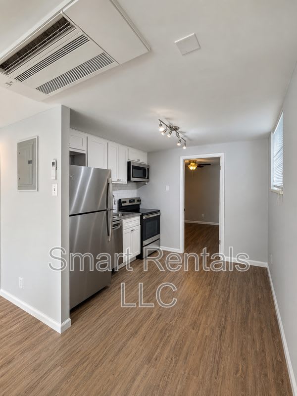 2509 Bellevue Avenue 7 – photo 2