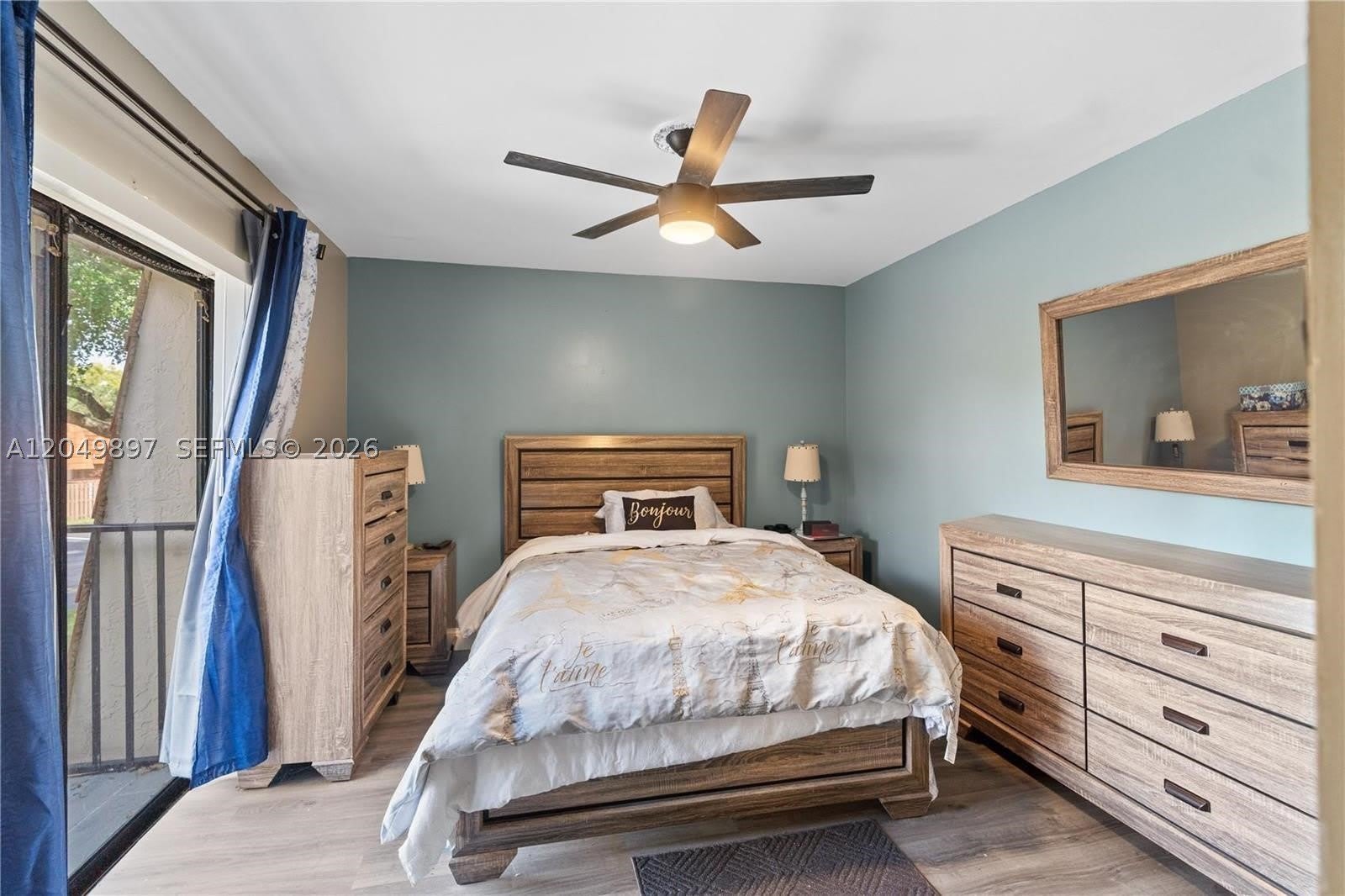 1600 Coral Ave – photo 5