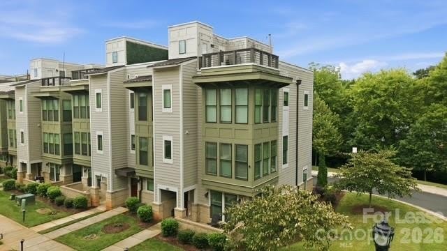 340 Uptown W Drive – photo 1