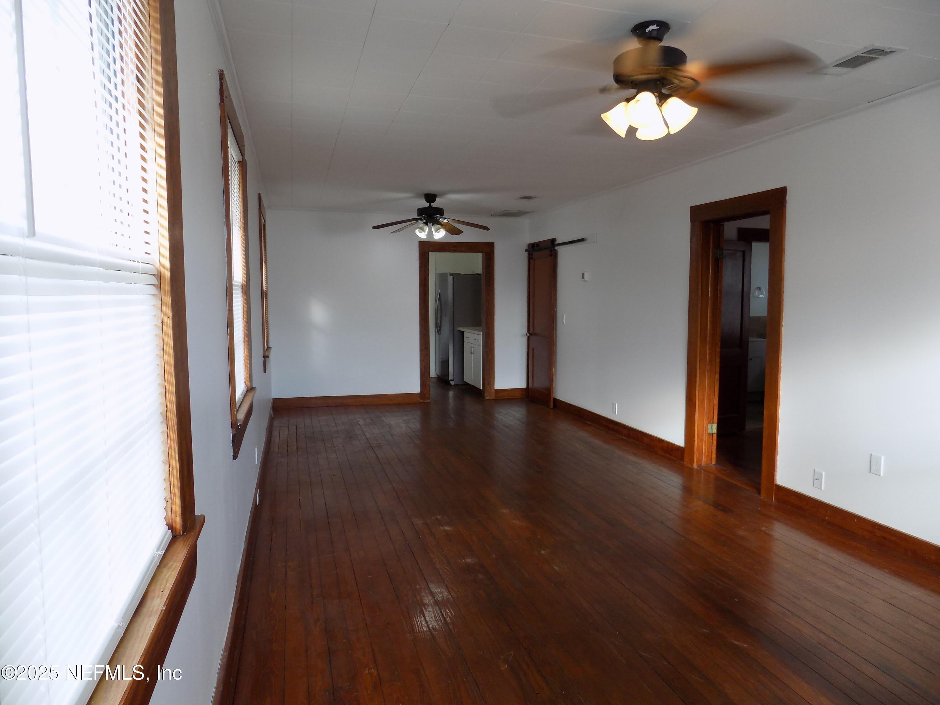 57 S FLETCHER Avenue – photo 4