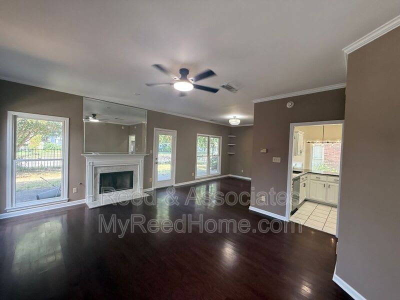126 Riverwalk Pl – photo 3