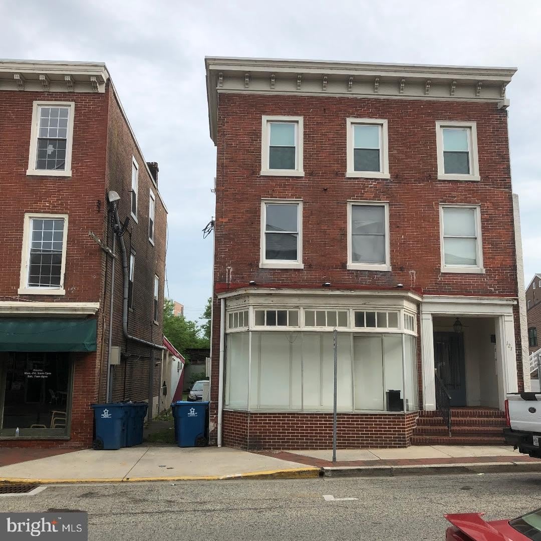 121 W MAIN Street – photo 2