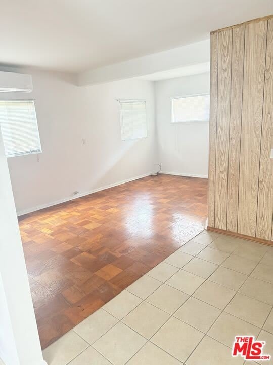 220 N Louise St – photo 3