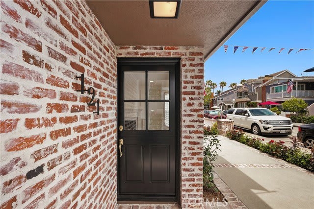 121 Topaz Avenue – photo 3
