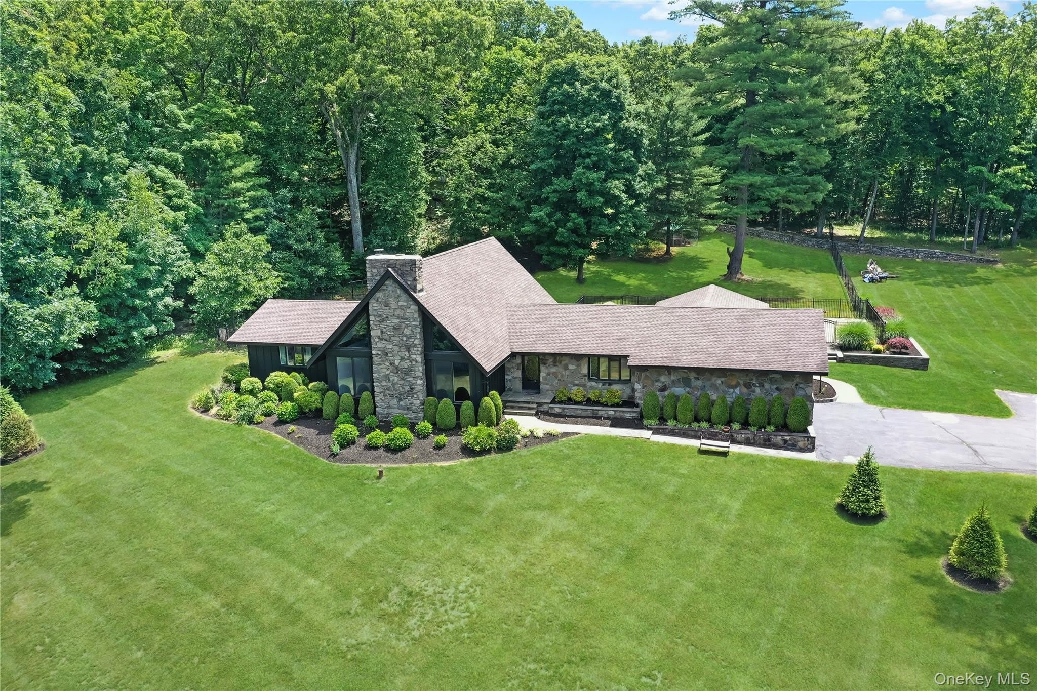 475 N Riverside Road – photo 4