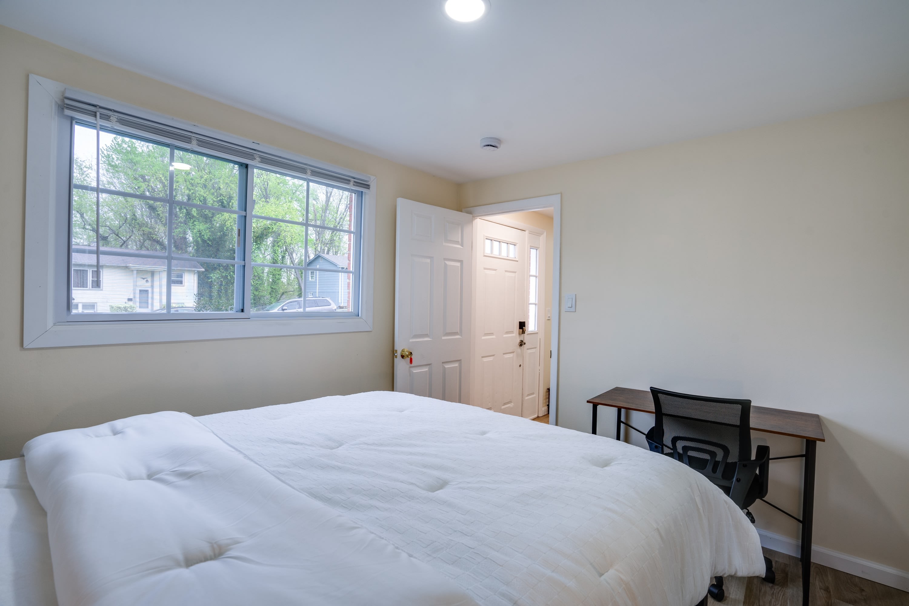 14220 Fallbrook Lane – photo 2