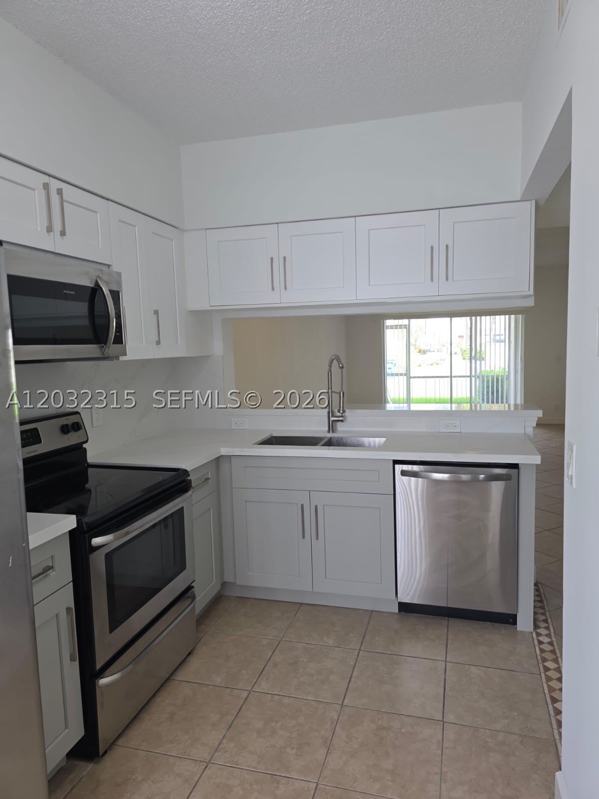 1 Simonton Cir – photo 4