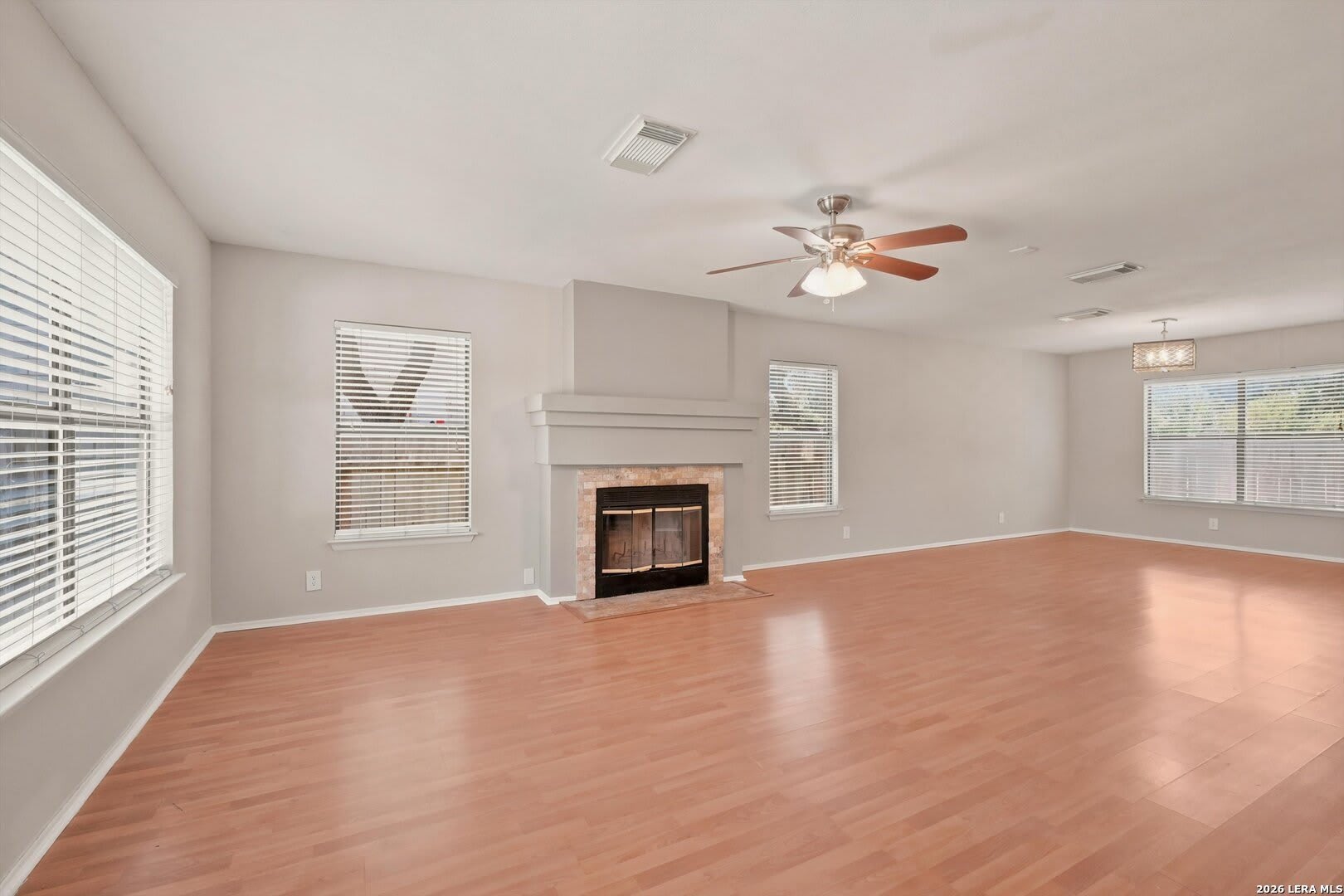 2410 Cedar – photo 5