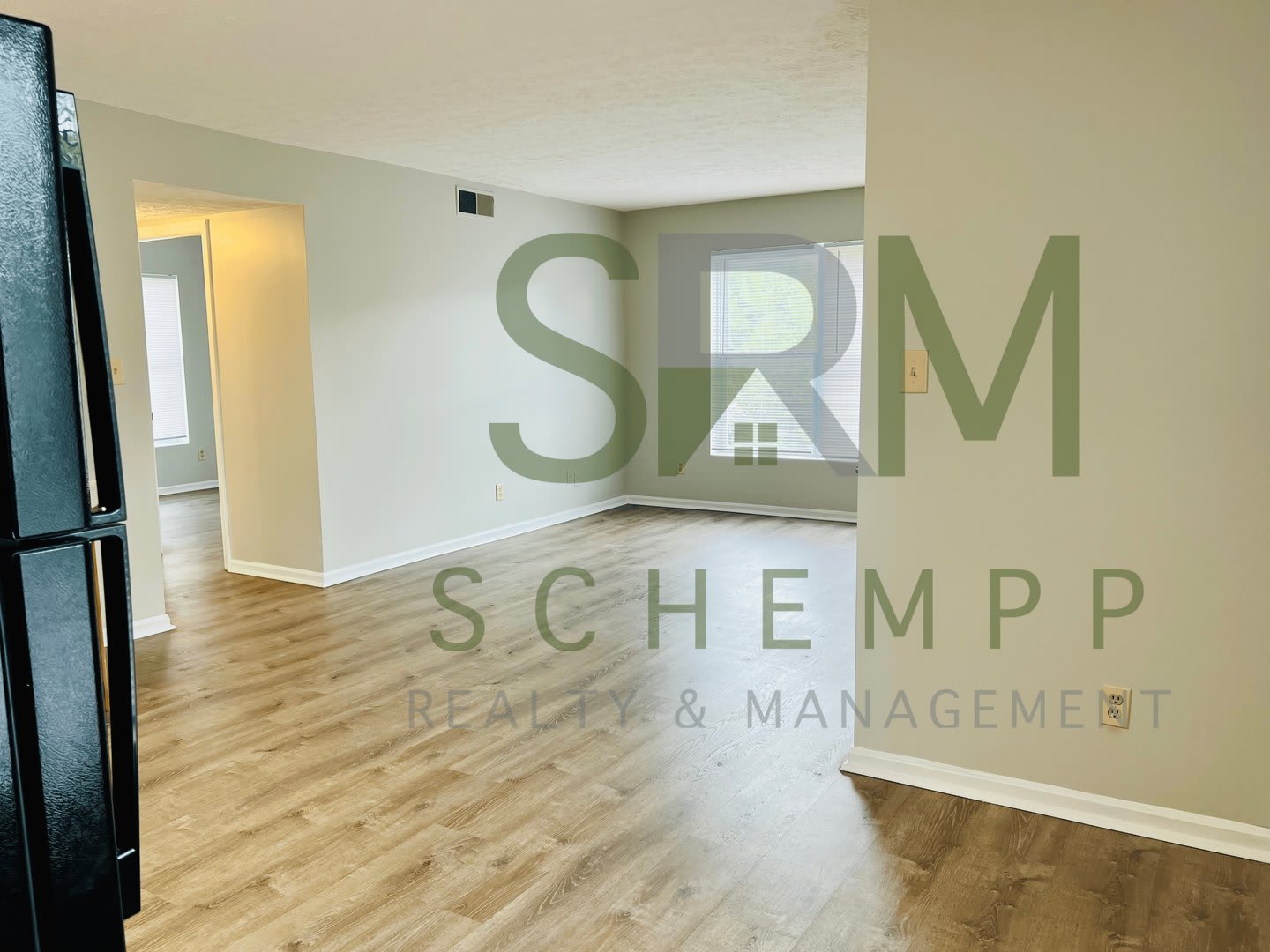 Updated 2 bedroom apartment in Portland-Section 8 accepted *$200 Amazon Gift Card at Lease Signing!* – photo 4
