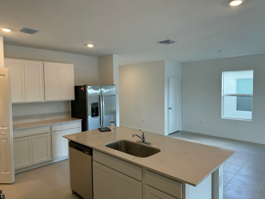 5892 Northwest Sweetwood Drive – photo 5