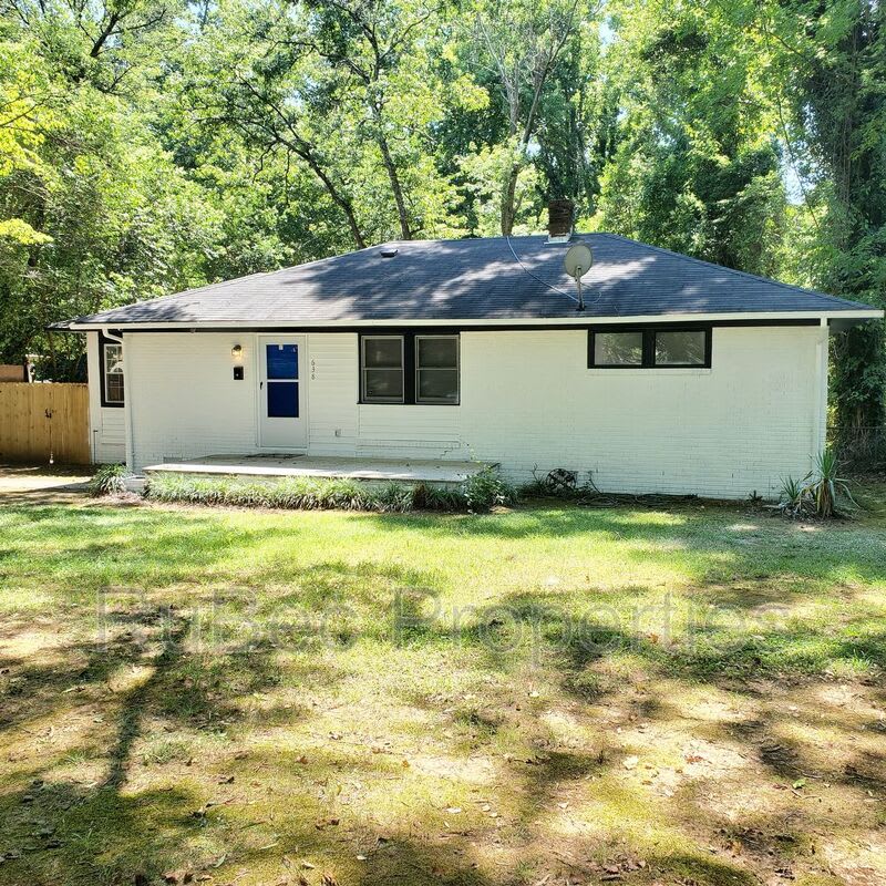 638 Vanderbrooke Rd – photo 2