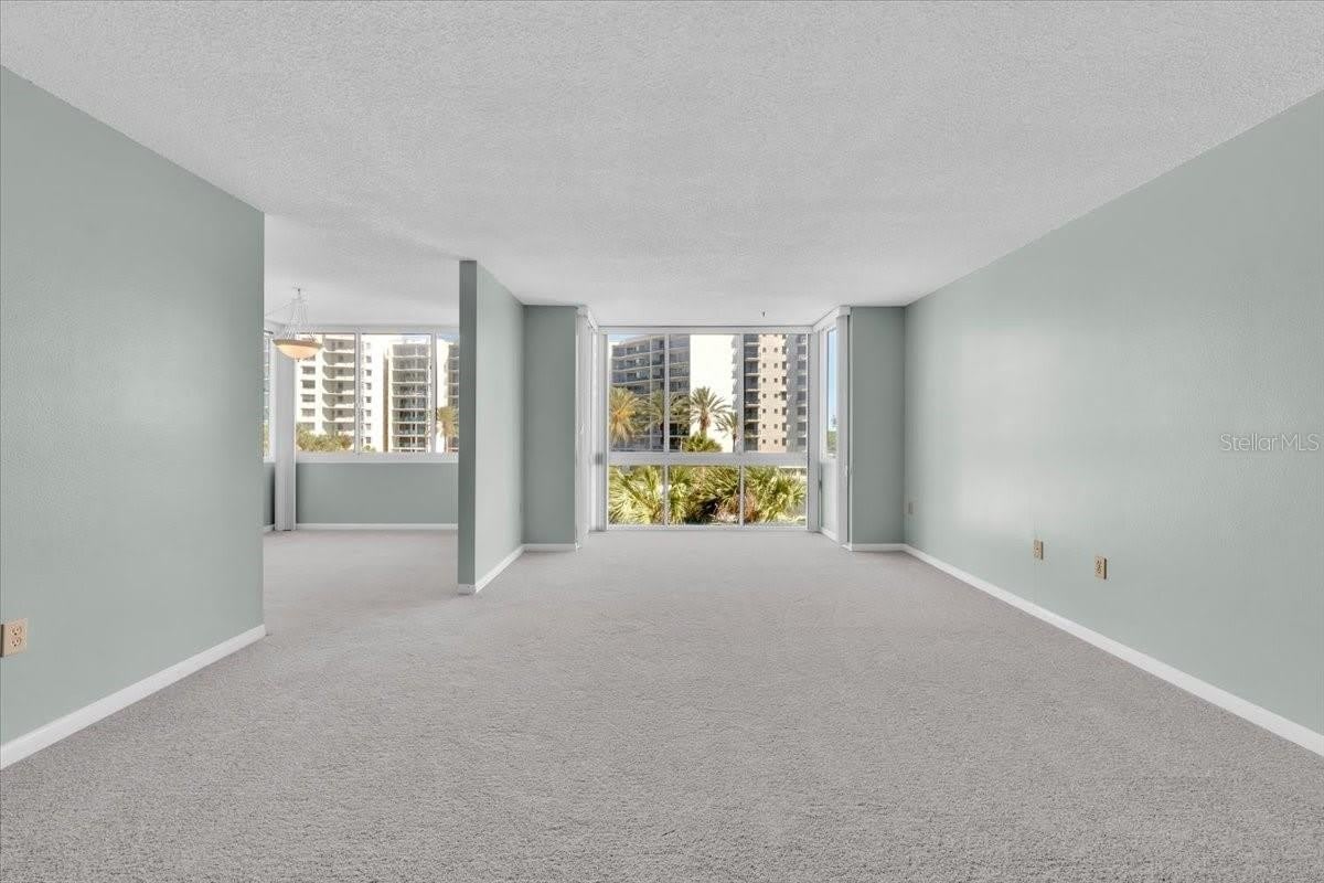 660 ISLAND Way – photo 2