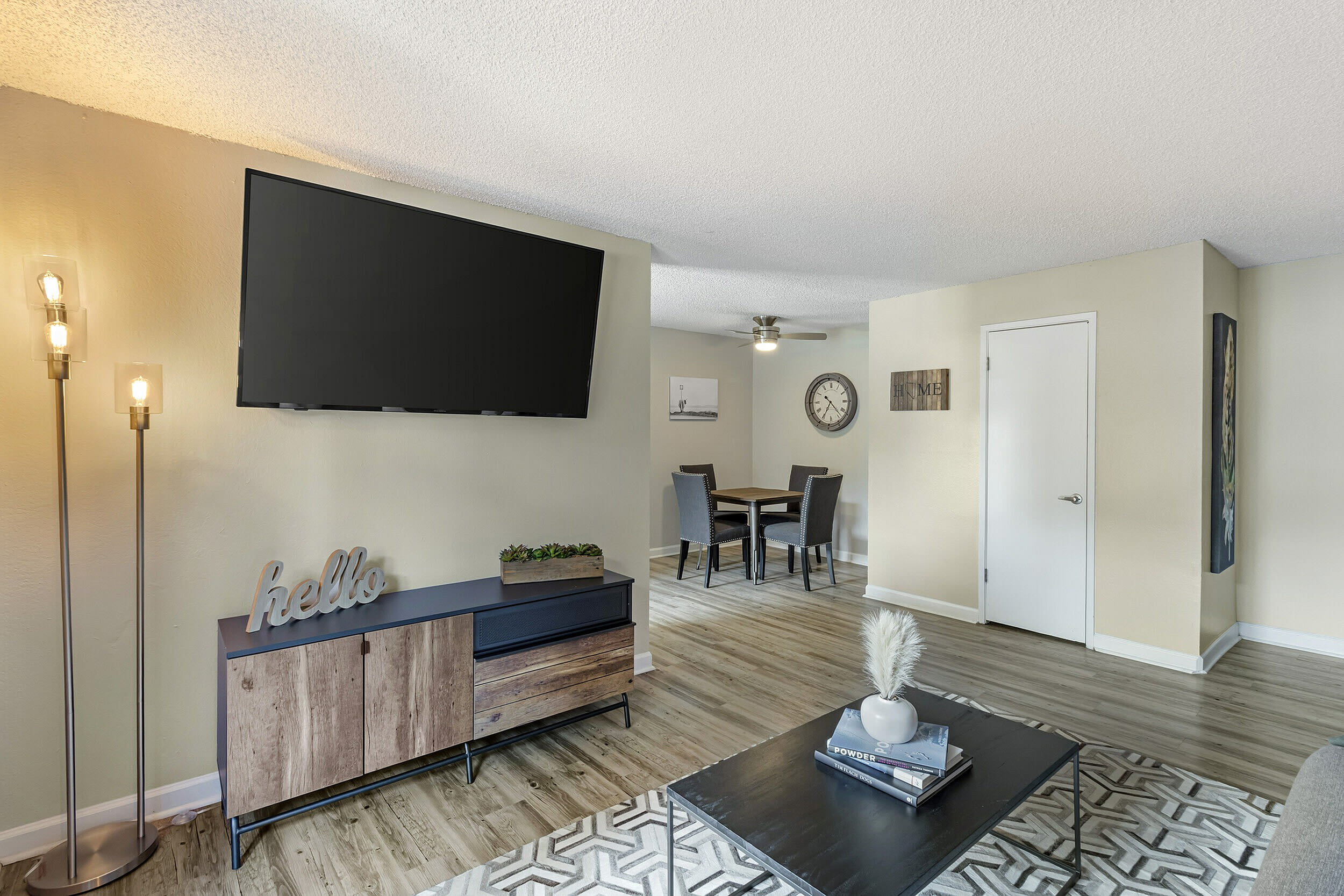 The Phoenix Reno – photo 2