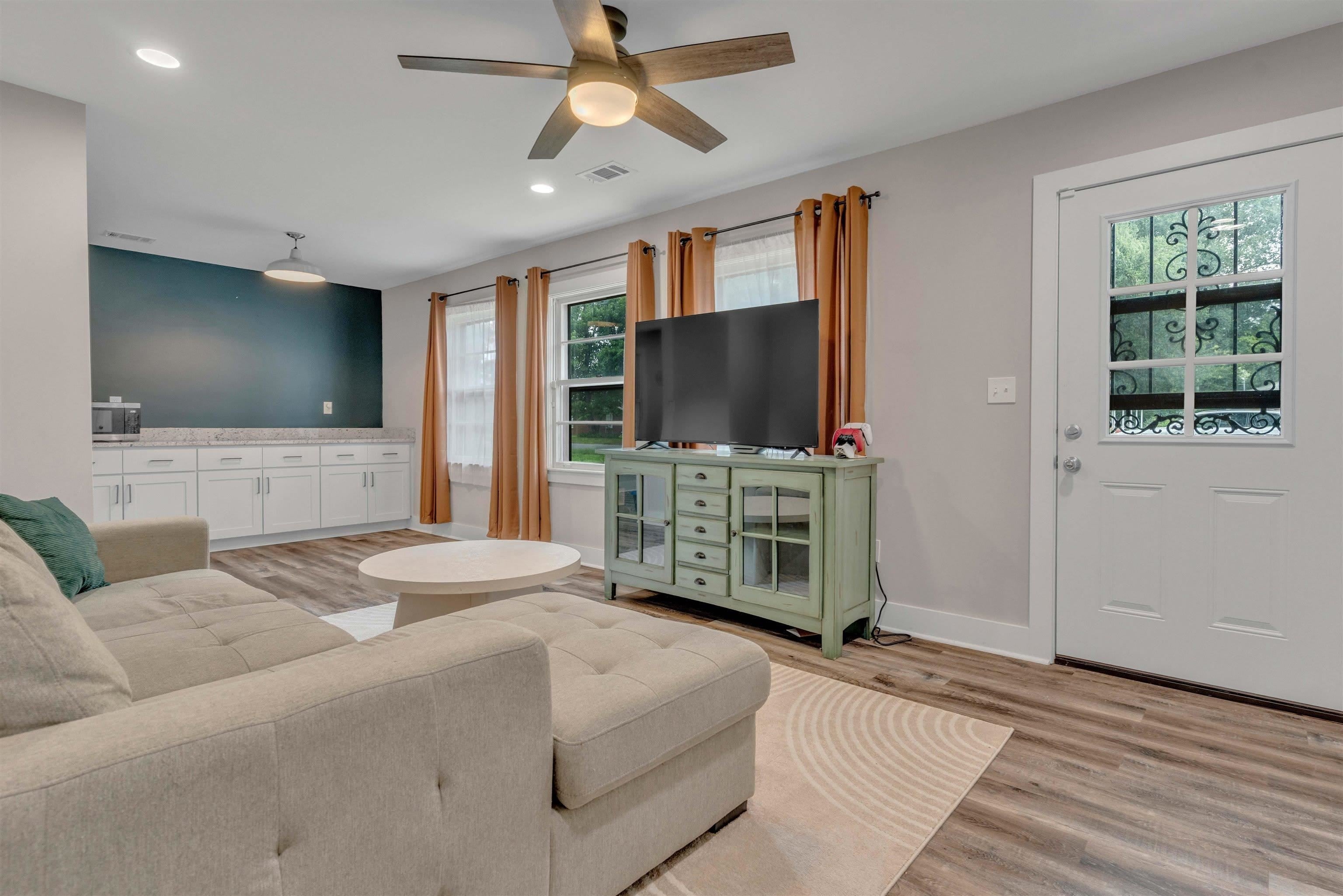 4623 S DORIS Cir S – photo 2