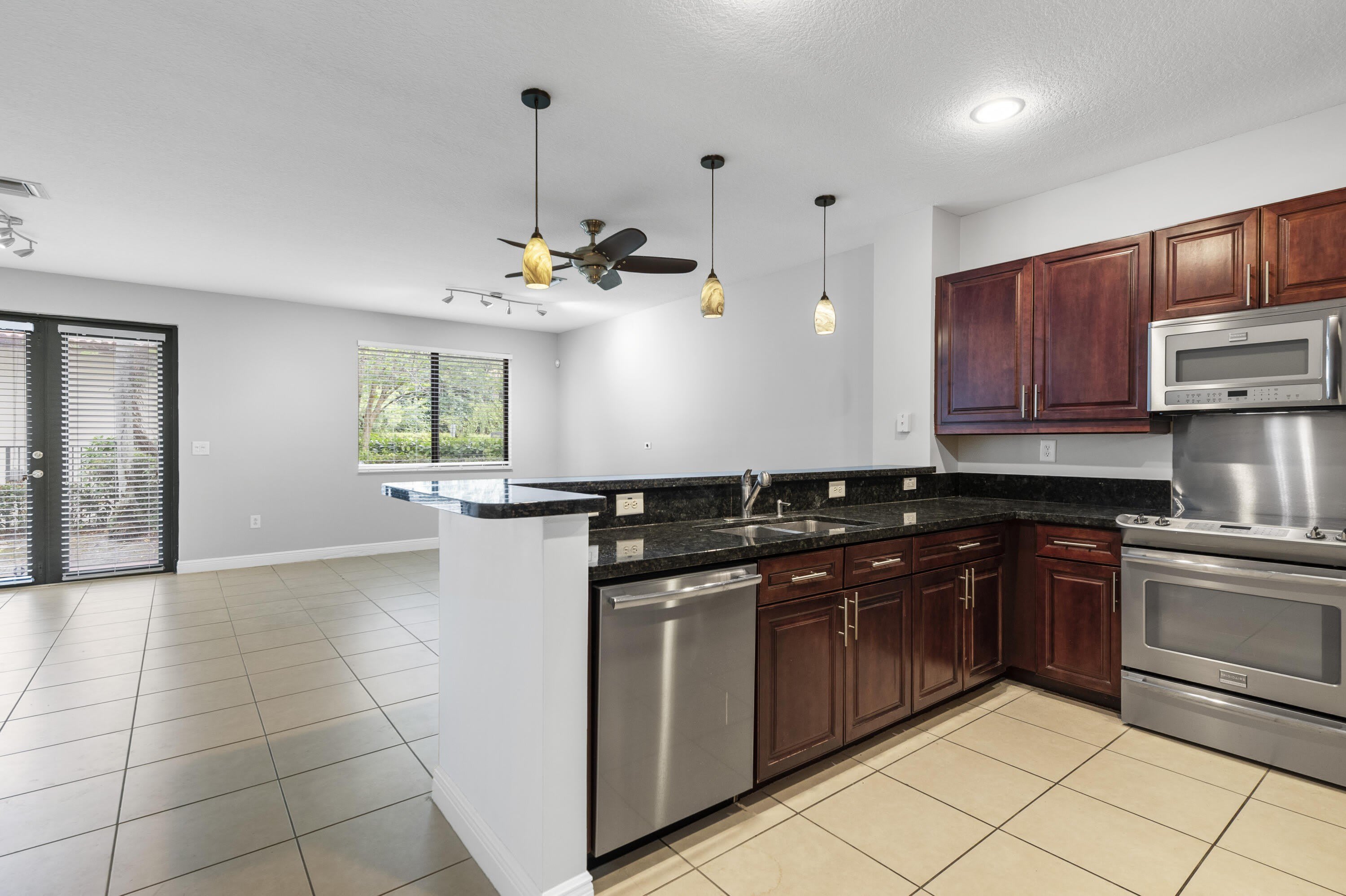 3238 Sw 16Th Terrace – photo 4