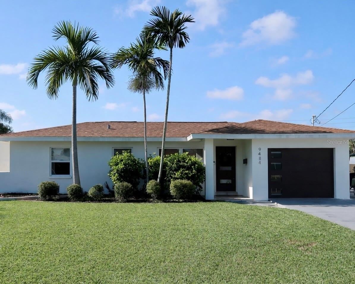 9484 TREASURE Lane NE – photo 1