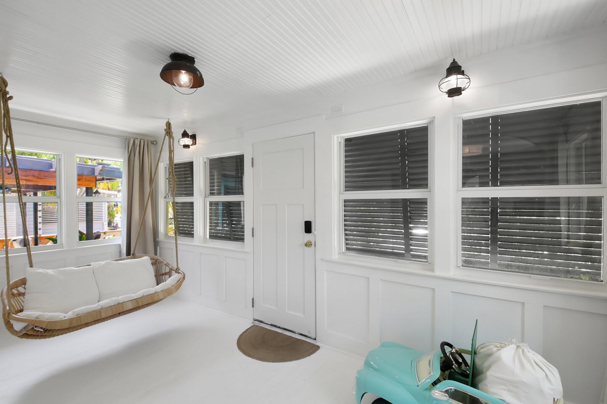 220 S L Street – photo 4