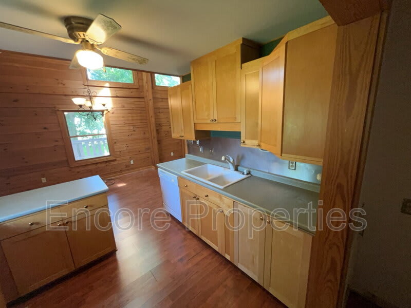 11981 Old Stage Rd – photo 5