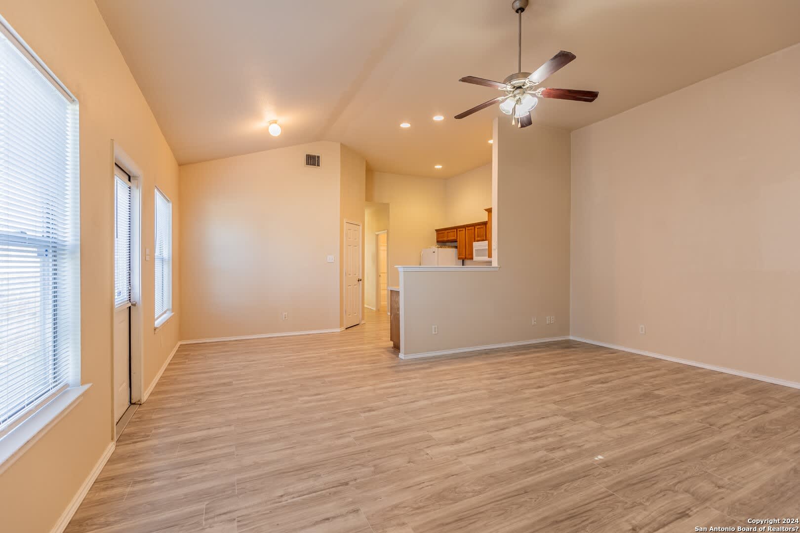 7226 Golf Way – photo 4