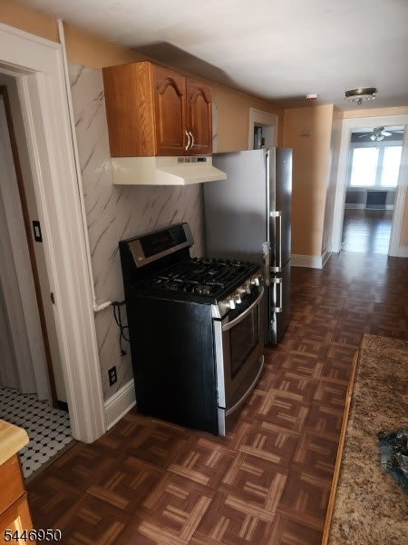 476 E 33RD – photo 4
